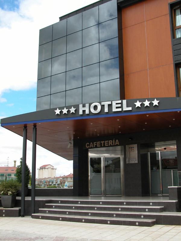 Hotel Torre De Sila Tordesillas Exterior photo